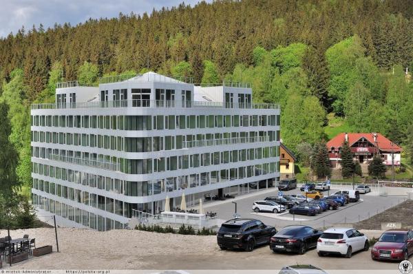 Auf dem Foto ist das Objekt Czarna Góra Biała Perła EnergyApart in der Stadt Heudorf zu sehen.