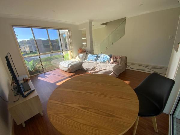 Foto 7: Shared house with other guests near shopping center and theme parks