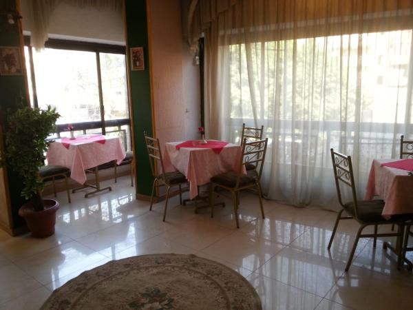 Auf dem Foto ist das Objekt Salvatore Room With Breakfast-Tanta City in der Stadt Kafr ‘Işām zu sehen.