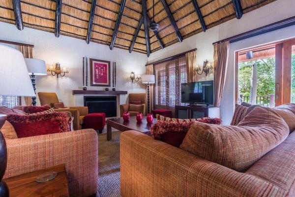 A la foto es mostra l'objecte Kruger Park Lodge Unit No 521 with Private Pool situat a la ciutat de Calcutta.
