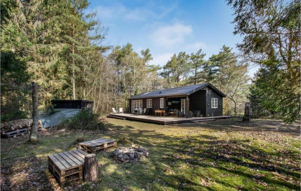 Amazing Home In Nexø With Kitchen, Neksø