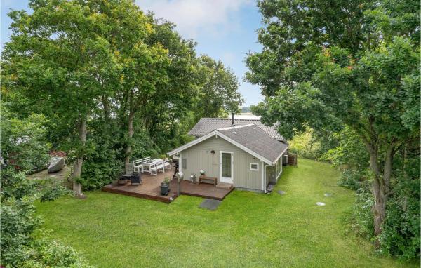 Na fotografii je vidět objekt 3 Bedroom Cozy Home In Nibe nacházející se ve městě Borup.