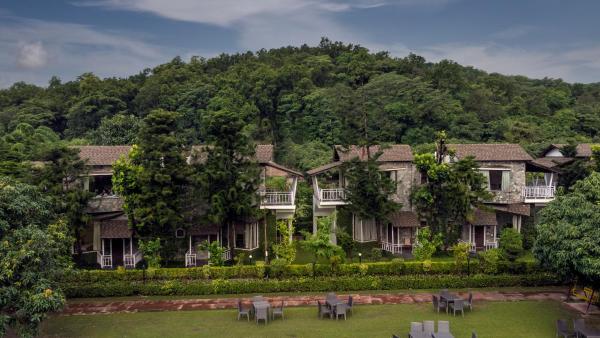 En la foto se muestra el objeto Wood castle Spa & Resort ubicado en la ciudad de Rāmnagar.