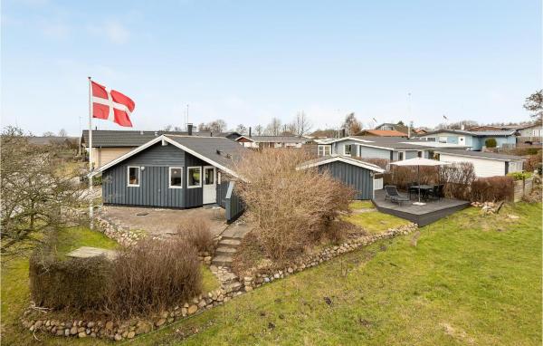 A la foto es mostra l'objecte Lovely Home In Broager With Wifi situat a la ciutat de Broager.