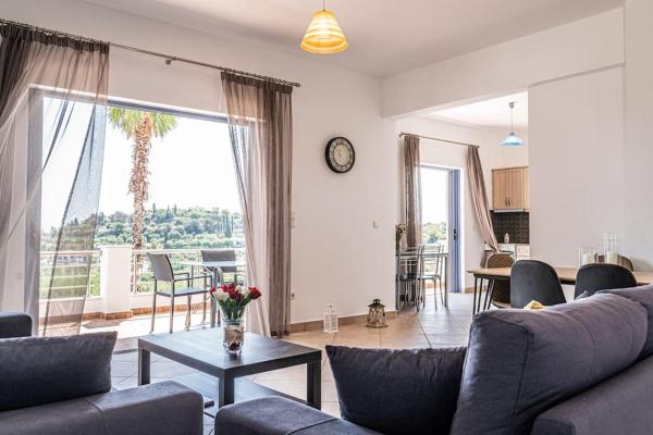 Na fotografii je vidět objekt Nenes Apartment nacházející se ve městě Asíni.