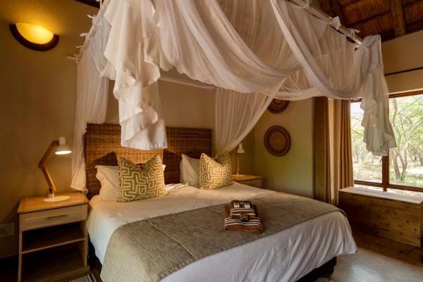 A la foto es mostra l'objecte Giraffe Lodge situat a la ciutat de Hoedspruit.