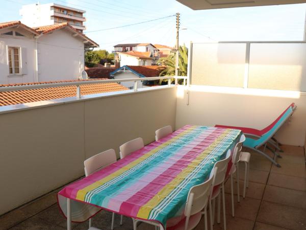 Duplex T4 à Arcachon: Terrasse, Wifi, Parking, à 150m De La Plage - Fr-1-374-22 - Arcachon