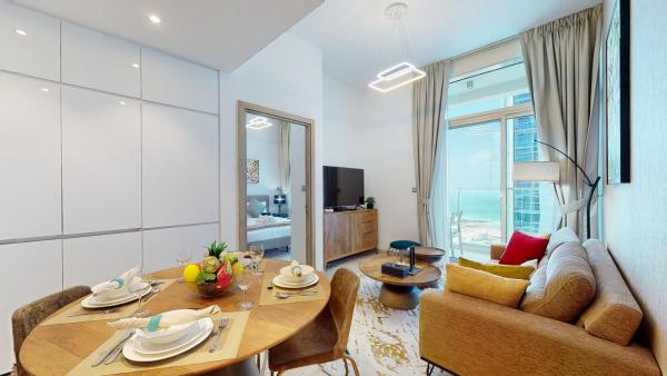 Na fotografii je vidět objekt Stylish Apartment Balcony and Sea Views nacházející se ve městě Dubaj.