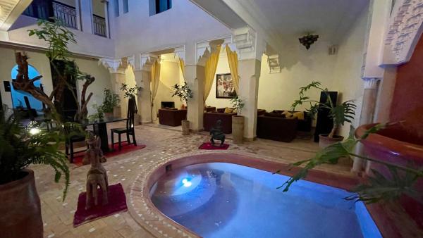 Na fotografii je vidět objekt Riad Dar Foundouk and Spa nacházející se ve městě Marakéš.
