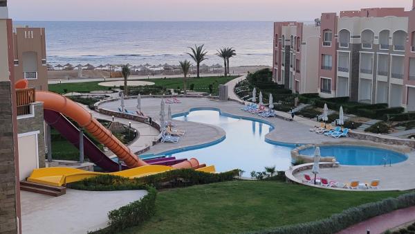 På billedet ses objektet Oyster Bay Beach Resort - Luxury Serviced Condo beliggende i byen Marsa Alam City.