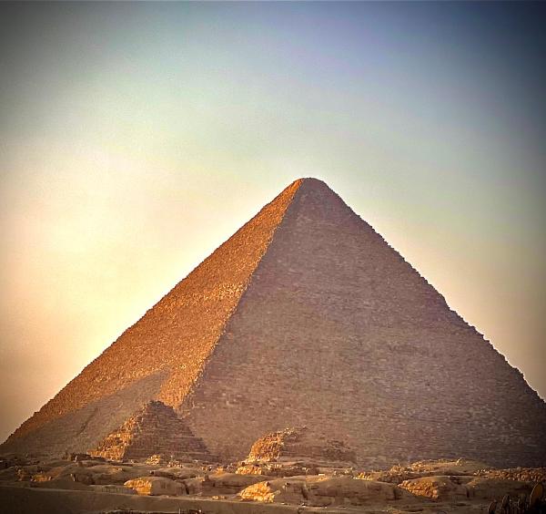 Nella foto è visibile l'oggetto Giza pyramids view homestay situato nella città di Il Cairo.