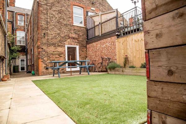 Bild 3: Chequer - seafront 1 bed ground floor garden flat