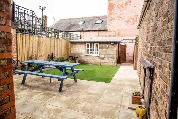 Bild 4: Chequer - seafront 1 bed ground floor garden flat