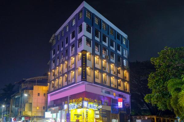 A la foto es mostra l'objecte Metropolis Business Hotel situat a la ciutat de Panaji.
