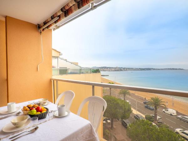 A la foto es mostra l'objecte Studio Le Capitole-6 by Interhome situat a la ciutat de Fréjus.