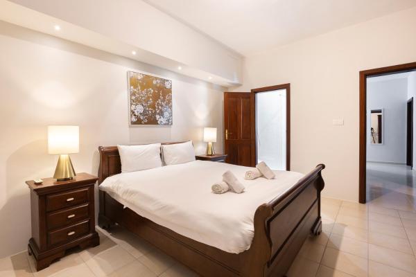 A la foto es mostra l'objecte Sliema Central Apartment Just Minutes from the Beach by JL situat a la ciutat de Sliema.