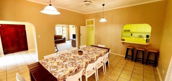 Billede 6: Cavu - Sleeps 10 - Ideal Location!