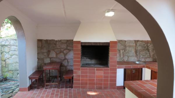 Billede 2: Cavu - Sleeps 10 - Ideal Location!