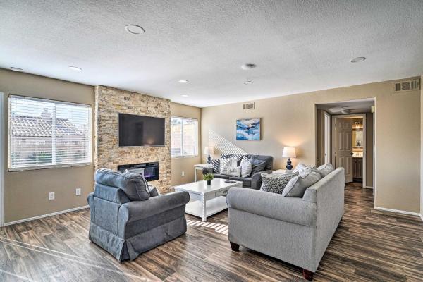 Las Vegas Getaway about 8 Mi to Las Vegas Strip!, Las Vegas