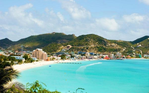 Blue Sky 1 bedroom apartment in Simpson Bay, Koolbaai