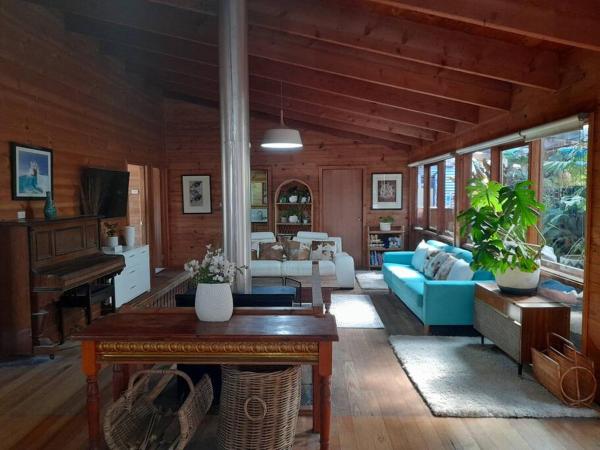Na fotografii je vidět objekt Bells Beach Family Retreat nacházející se ve městě Bellbrae.