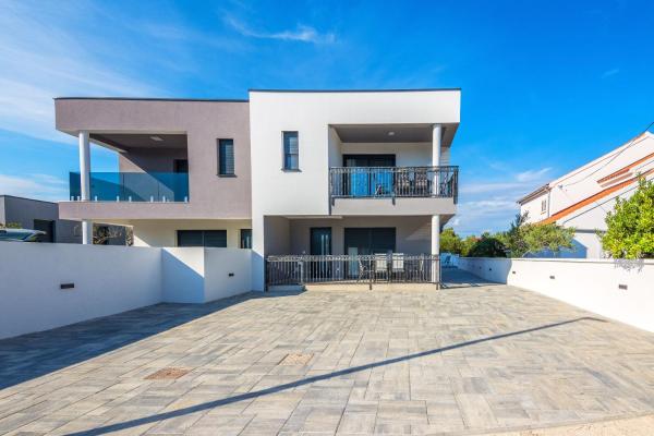 A la foto es mostra l'objecte Apartment Spanic 1 situat a la ciutat de Vir.