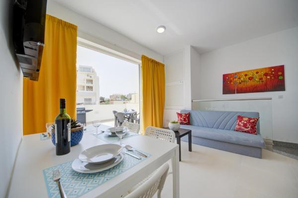 Tranquil Msida Creek 1-Bedroom Apartments & Penthouse, Msida