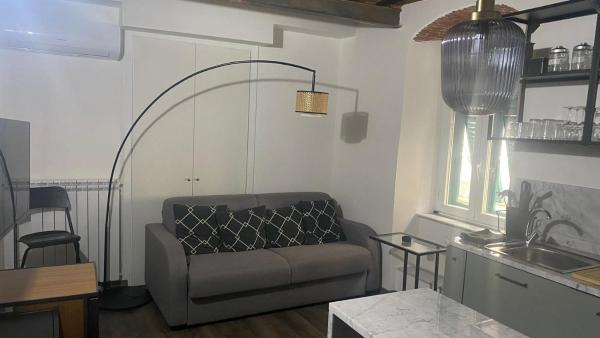 A la foto es mostra l'objecte Mistral Holidays - Stupendo bilocale nuovissimo con finiture di lusso situat a la ciutat de Bedizzano.