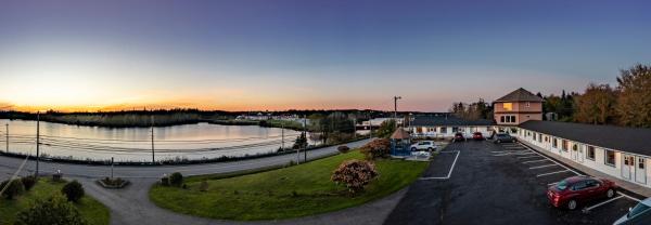 På billedet ses objektet Novastar Motel On The Lake beliggende i byen Pubnico.
