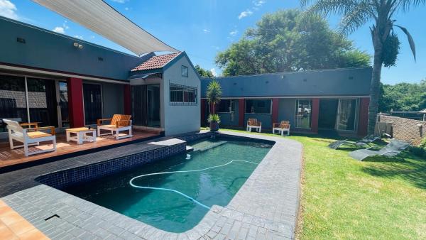 A la foto es mostra l'objecte Aspen Guest House NO LOADSHEDDING situat a la ciutat de Centurion.