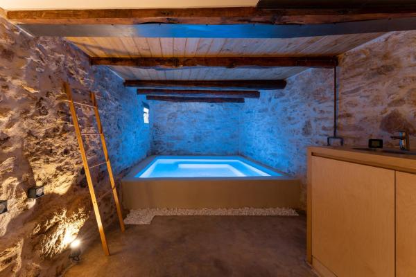 Auf dem Foto ist das Objekt Casa Coo in der Stadt Avdhellás zu sehen.