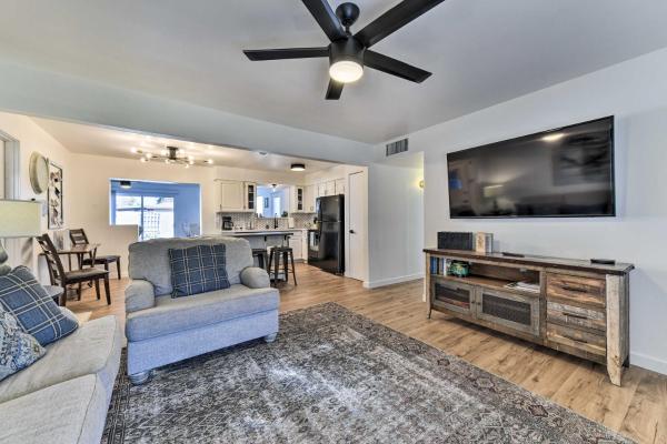 Furnished Patio! Downtown Gilbert Retreat - Gilbert, AZ