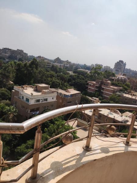 Nella foto è visibile l'oggetto سرايات المعادي القاهرة situato nella città di Il Cairo.