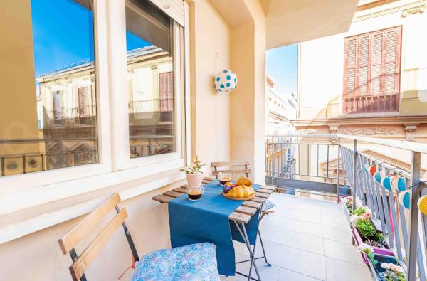 Na zdjęciu widoczny jest obiekt Cosy flat with private balcony - Historic Center by REMS położony w mieście Malaga.
