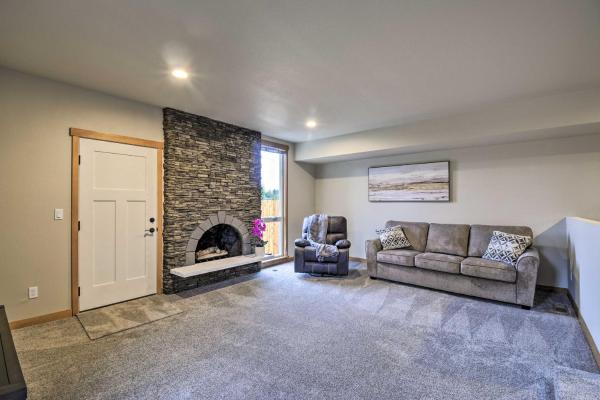Na fotografii je vidět objekt Luxurious Tacoma Retreat with Quartz Countertops! nacházející se ve městě Milton.