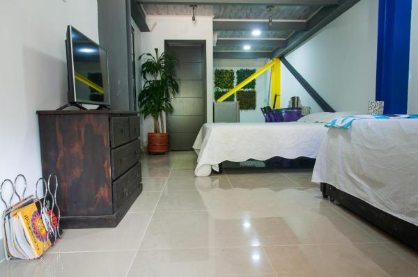 A la foto es mostra l'objecte Apartaestudio # 2 situat a la ciutat de Cali.