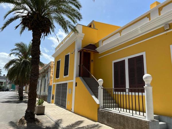 Nella foto è visibile l'oggetto Orietta Residencial situato nella città di Mindelo.