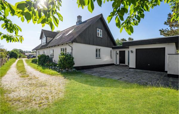 A la foto es mostra l'objecte 4 Bedroom Awesome Home In Glesborg situat a la ciutat de Glesborg.