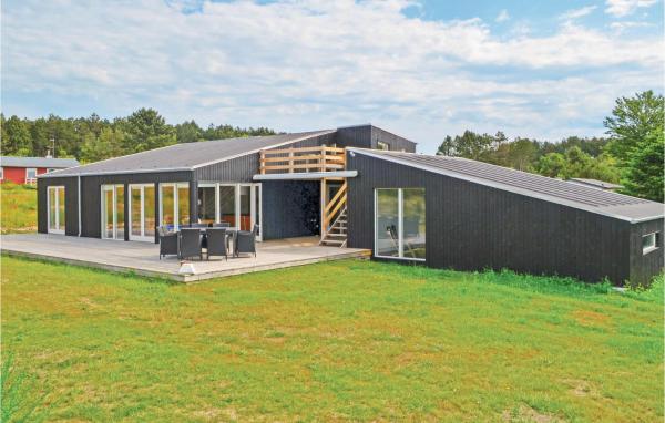 A la foto es mostra l'objecte Amazing Home In Ebeltoft situat a la ciutat de Ebeltoft.