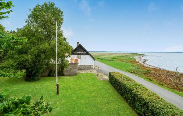 Na fotografii je vidět objekt Cozy Home In Øster Assels With Wifi nacházející se ve městě Øster Assels.