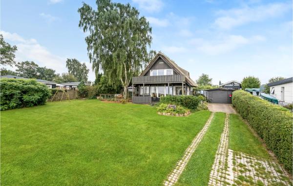 Na zdjęciu widoczny jest obiekt Lovely Home In Børkop With Wifi położony w mieście Børkop.