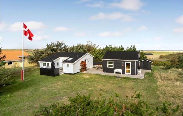 A la foto es mostra l'objecte Beautiful Home In Ulfborg With Wifi situat a la ciutat de Ulfborg.