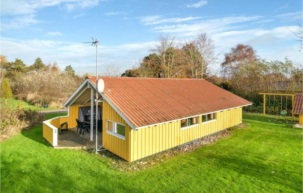 Na zdjęciu widoczny jest obiekt Holiday Home Spurvestræde położony w mieście Dannemare.