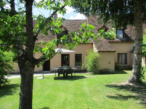 På bildet vises objektet Gîte familial au cœur du parc de La Brenne avec étang privé, cheminée, Wi-Fi et animaux acceptés - FR-1-591-377 som ligger i byen Douadic.