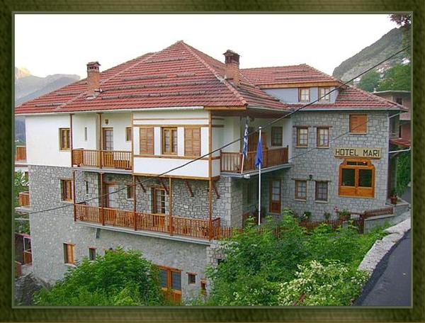 Auf dem Foto ist das Objekt HOTEL MARI Metsovo in der Stadt Metsovo zu sehen.