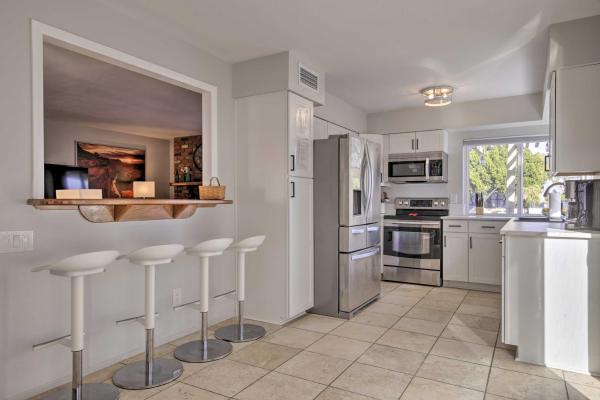 Billede 4: Sun Deck, Hot Tub and Kayak Lakefront Tempe House