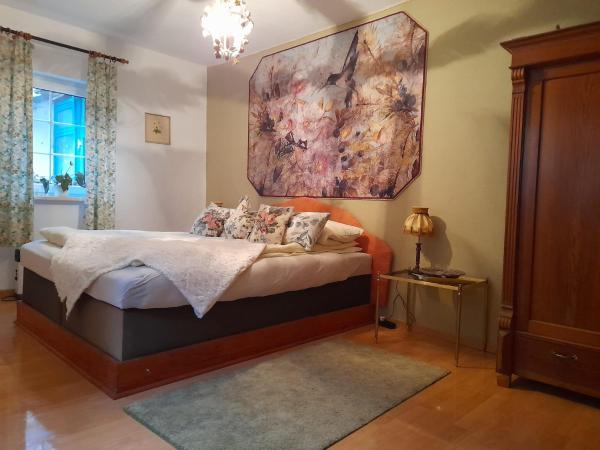 A la foto es mostra l'objecte Doppelbettzimmer auf Bauernhof in Naturalleinlage situat a la ciutat de Grabow.