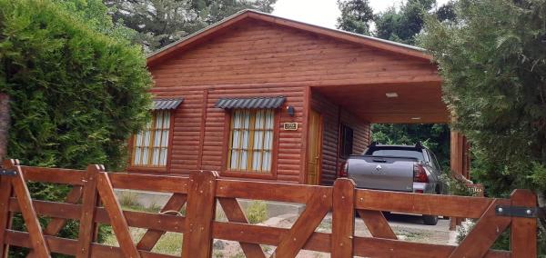 A la foto es mostra l'objecte Cabaña potrerillos La Tabaida situat a la ciutat de Potrerillos.