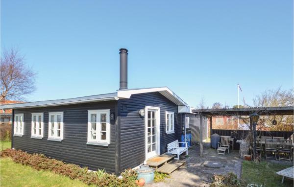 Nella foto è visibile l'oggetto Two-Bedroom Holiday Home In Vordingborg situato nella città di Ornebjerg.