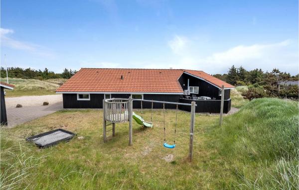 A la foto es mostra l'objecte Holiday Home Bjerregårdsvej Hvide Sande Denm Xa situat a la ciutat de Bjerregård.